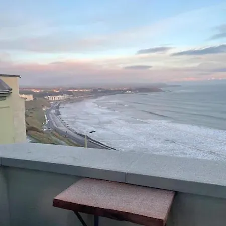 Apartmán Spectacular 2 Bedroom Balcony Sea View Flat