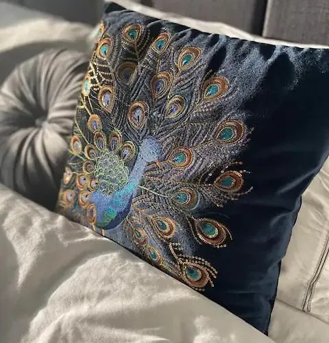 Spectacular 2 Bedroom Balcony Sea View Flat Lägenhet *