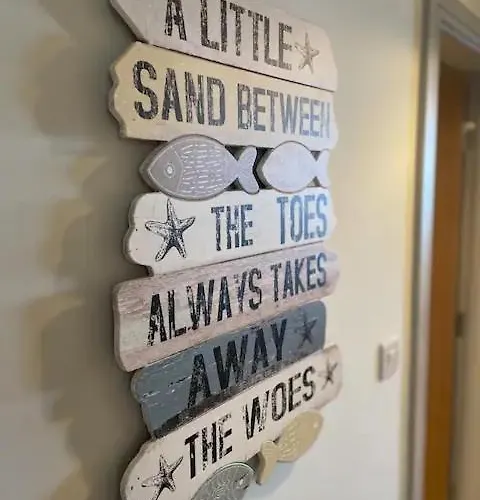 Spectacular 2 Bedroom Balcony Sea View Flat Lägenhet