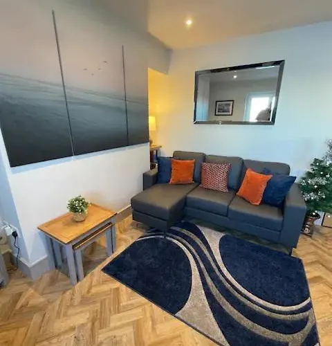 Spectacular 2 Bedroom Balcony Sea View Flat Lägenhet