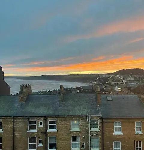 Spectacular 2 Bedroom Balcony Sea View Flat Lägenhet *