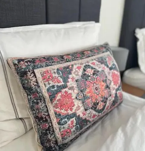 Lägenhet Spectacular 2 Bedroom Balcony Sea View Flat *