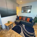 Spectacular 2 Bedroom Balcony Sea View Flat Appartement