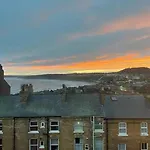 Spectacular 2 Bedroom Balcony Sea View Flat Appartement *